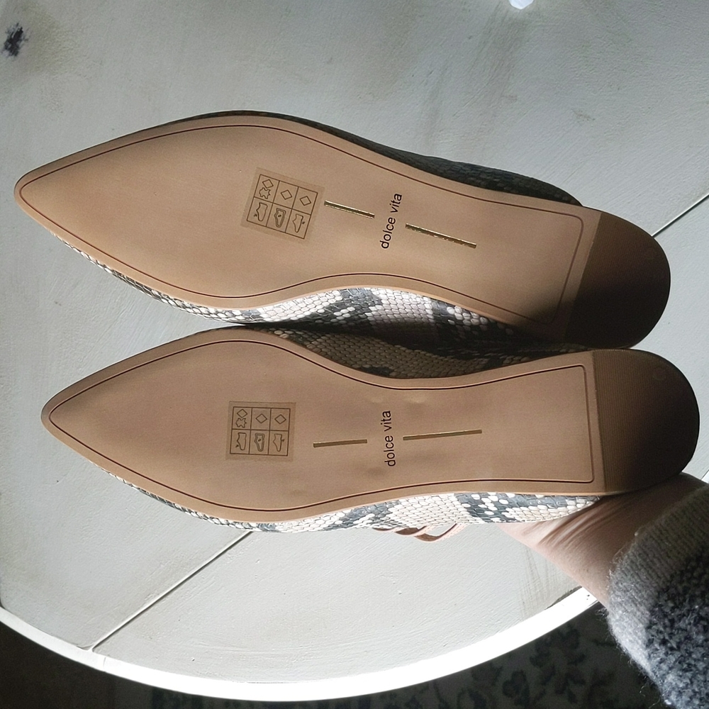 Dolce Vita Kaori Leather Mules - Picture 4 of 12